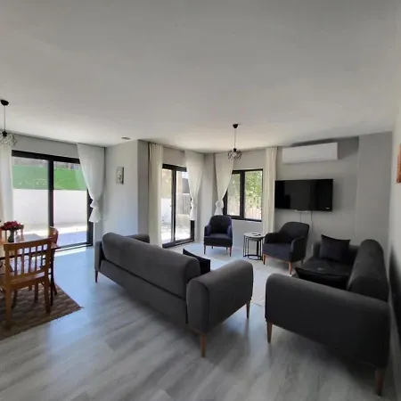 Vilă Duplex With Private Pool In Akyaka Atakoey Muğla